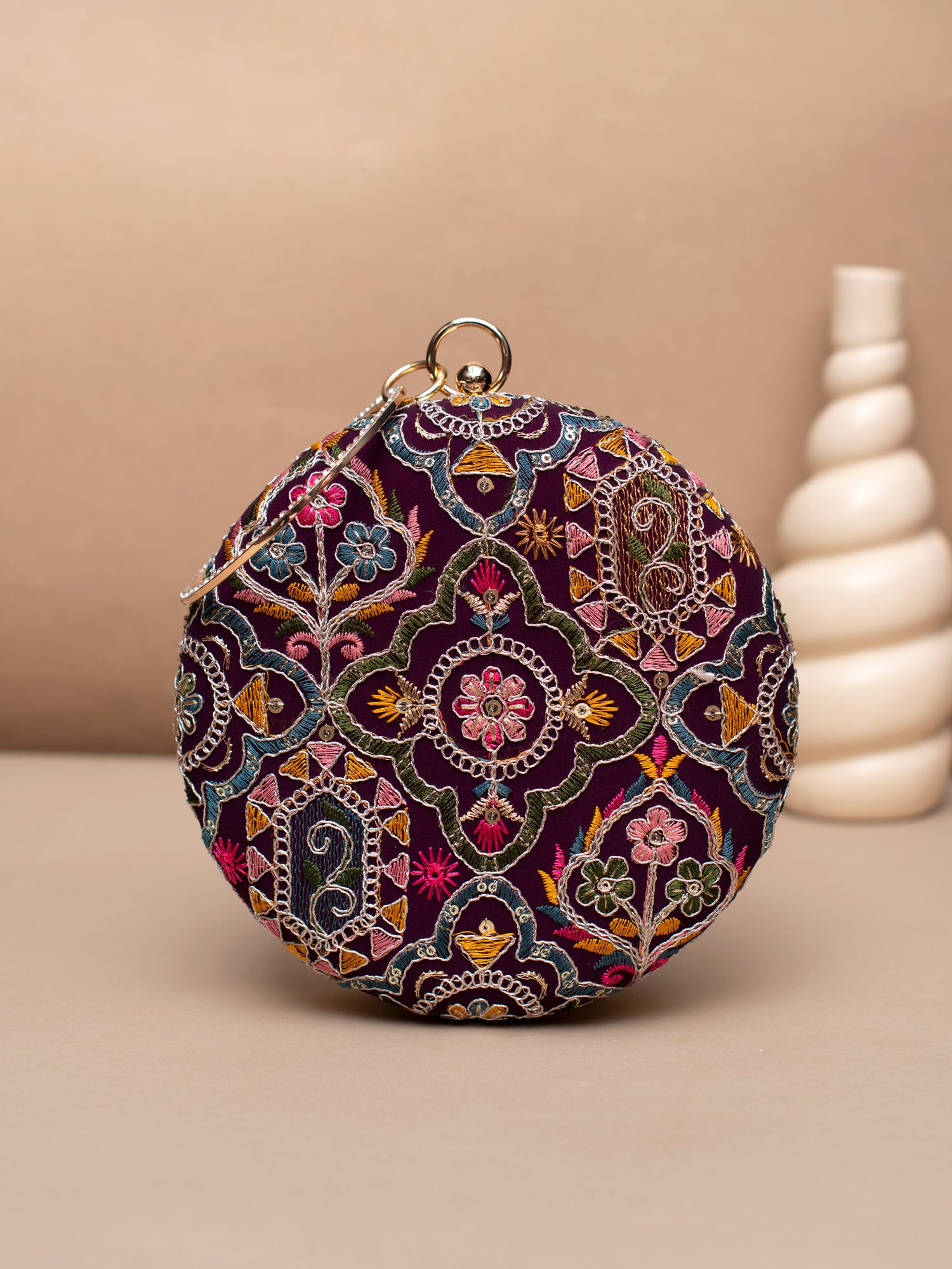 Artklim Regal Plum Bloom.