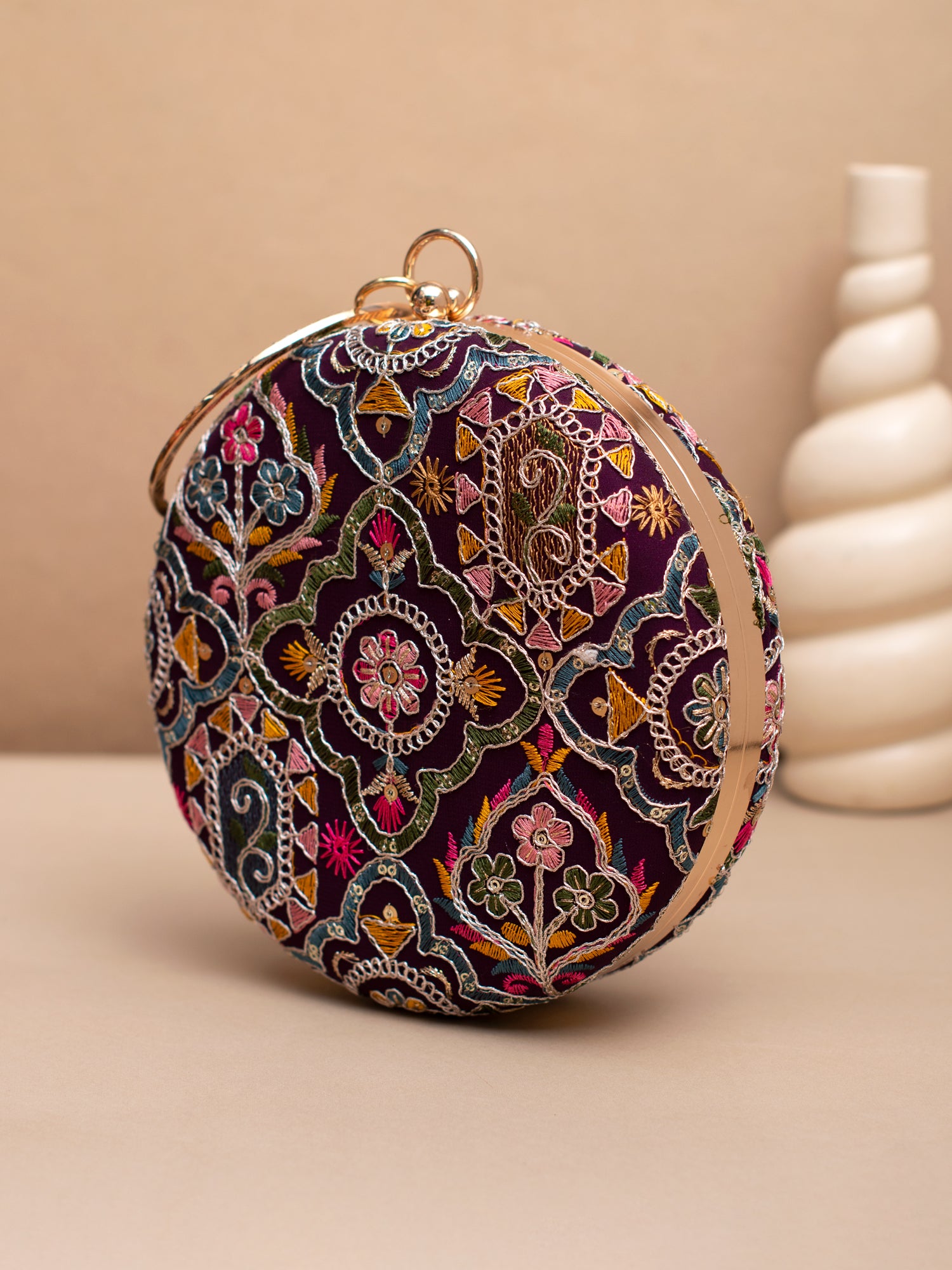 Artklim Regal Plum Bloom.