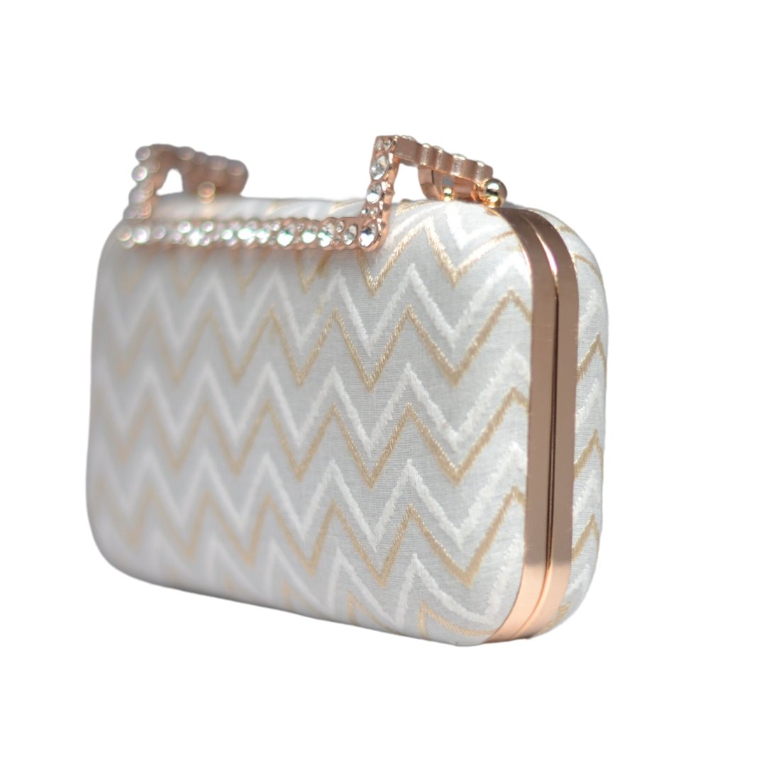 Artklim White Embroidery Party Clutch