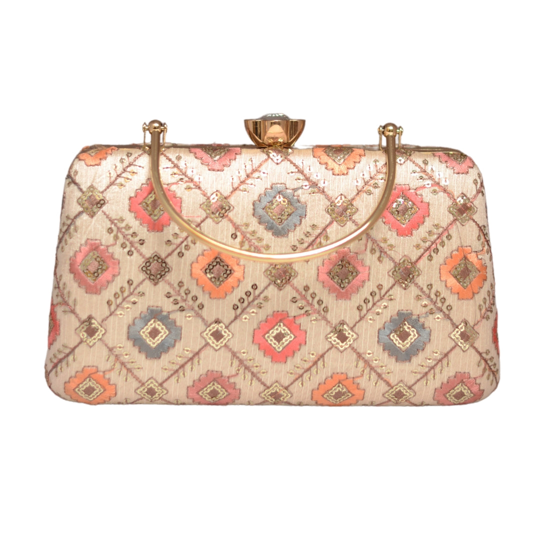 Artklim White Embroidered Party Clutch