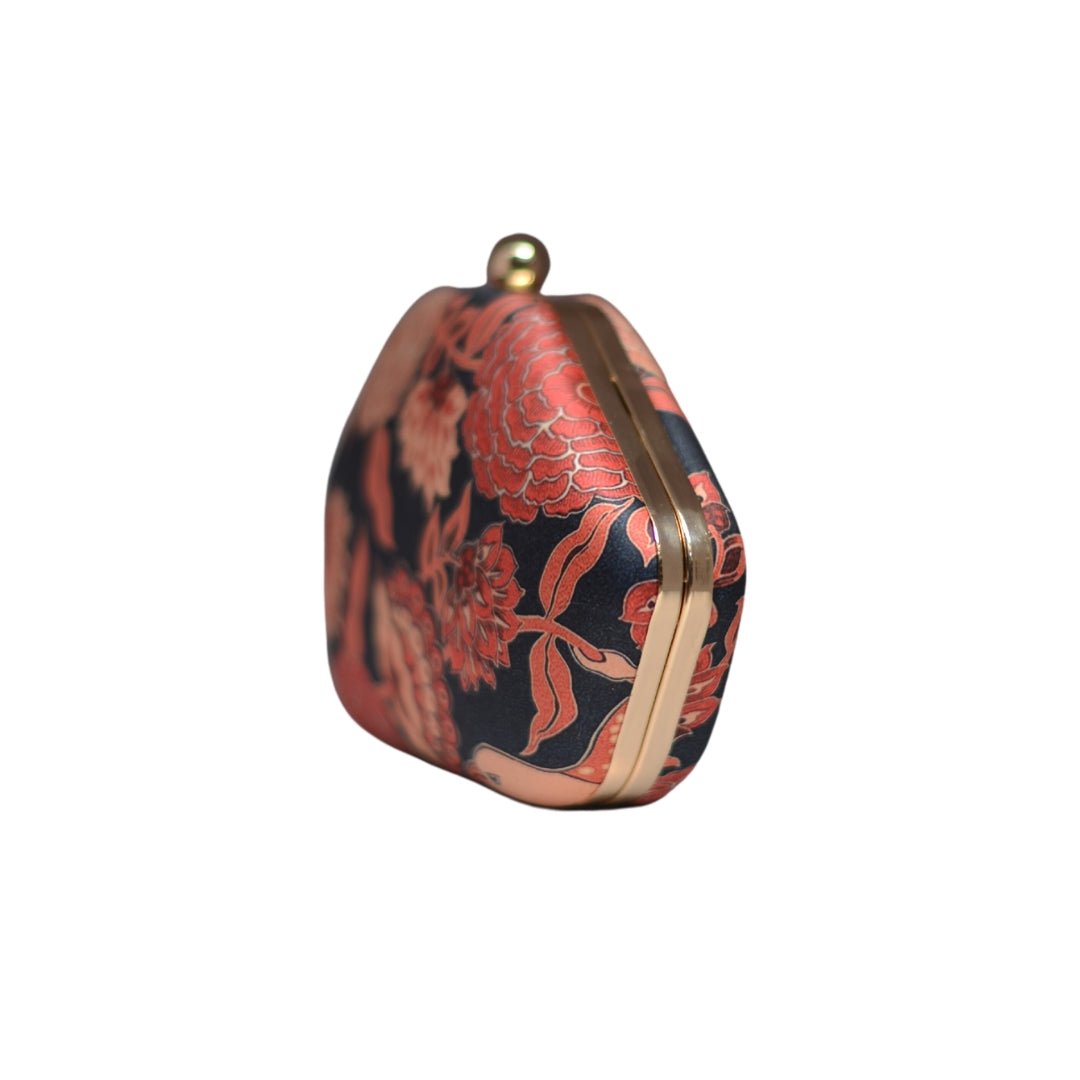 Artklim Black And Red Pastel Printed Clutch