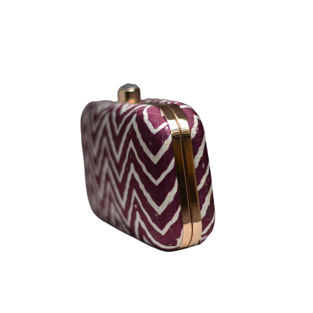 Artklim Maroon And White Zigzag Printed Clutch