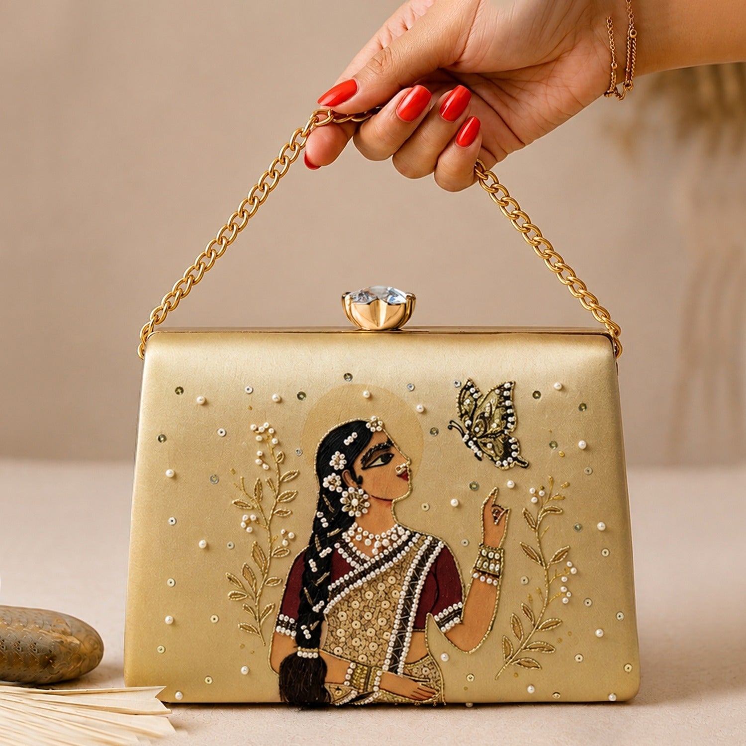 Artklim Graceful Lady & Butterfly Artistic Clutch