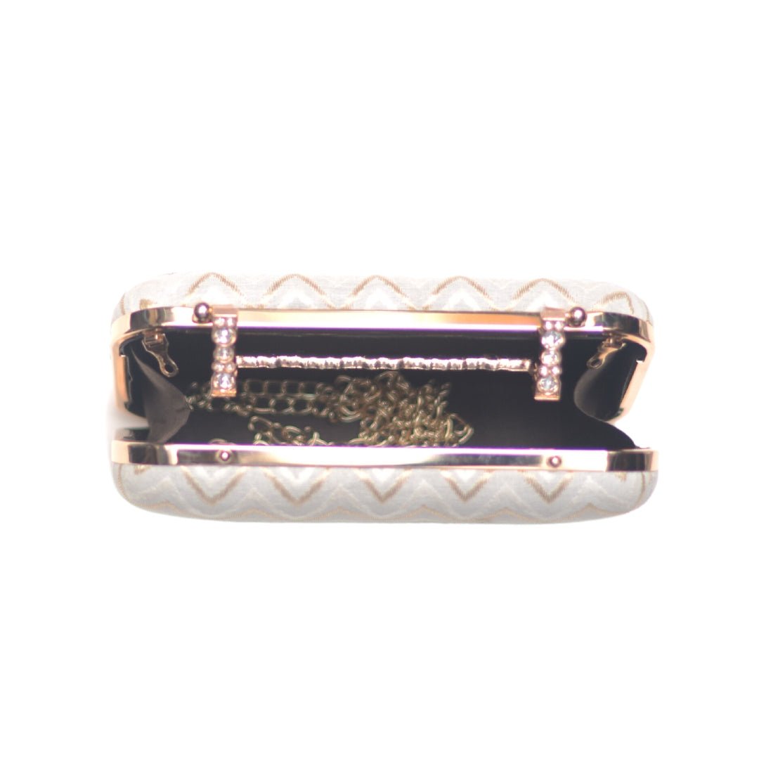 Artklim White Embroidery Party Clutch