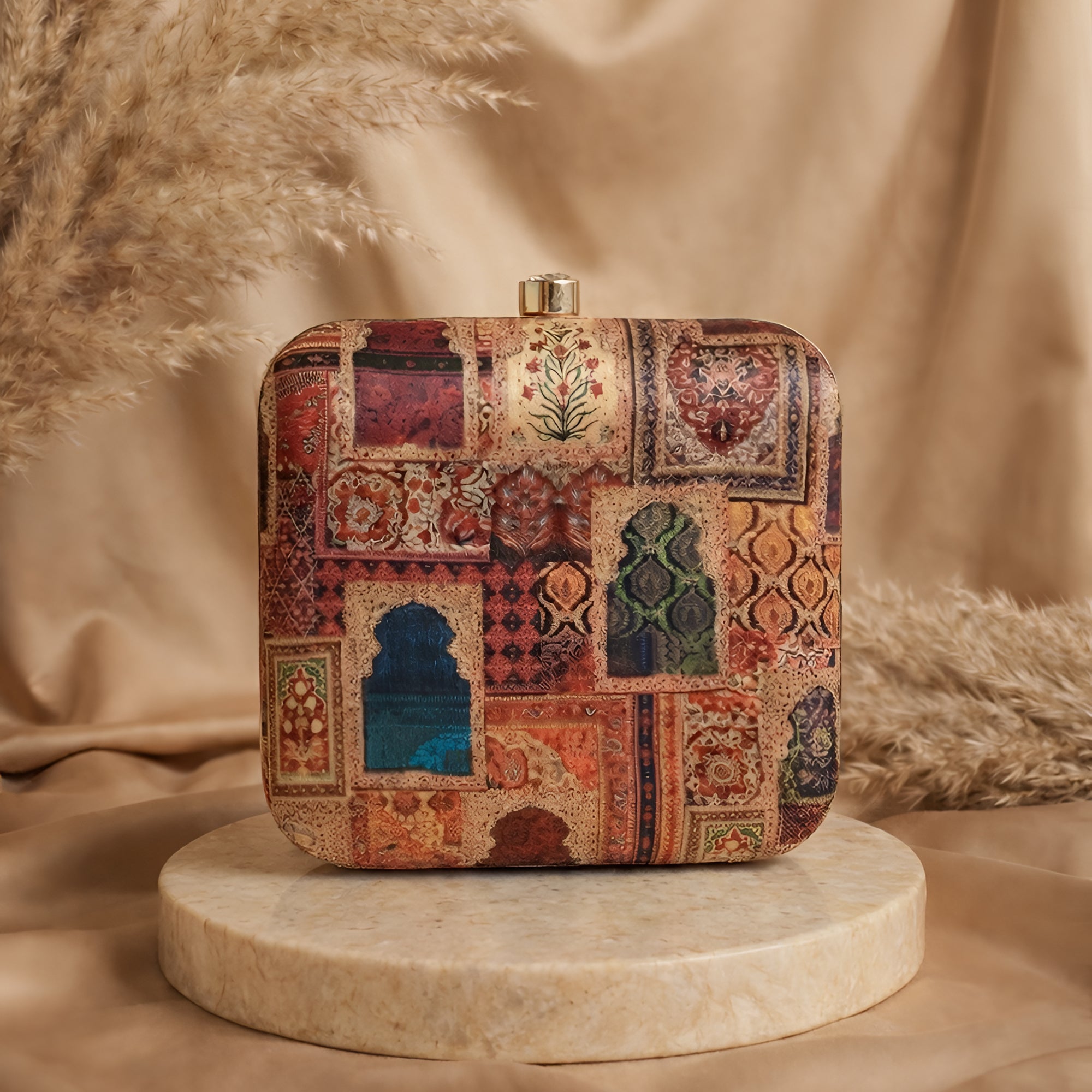 Artklim Mughal Style Doors Printed Clutch