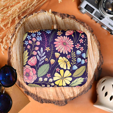 Floriated Printed Clutch
