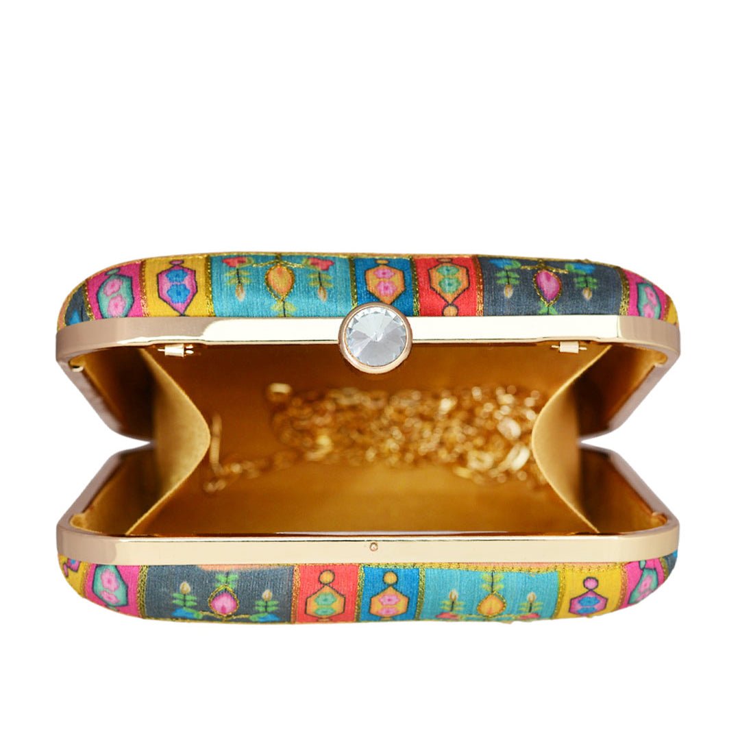 Mughal Theme Clutch