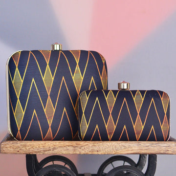 Mother Daughter Twinning Printed Clutch