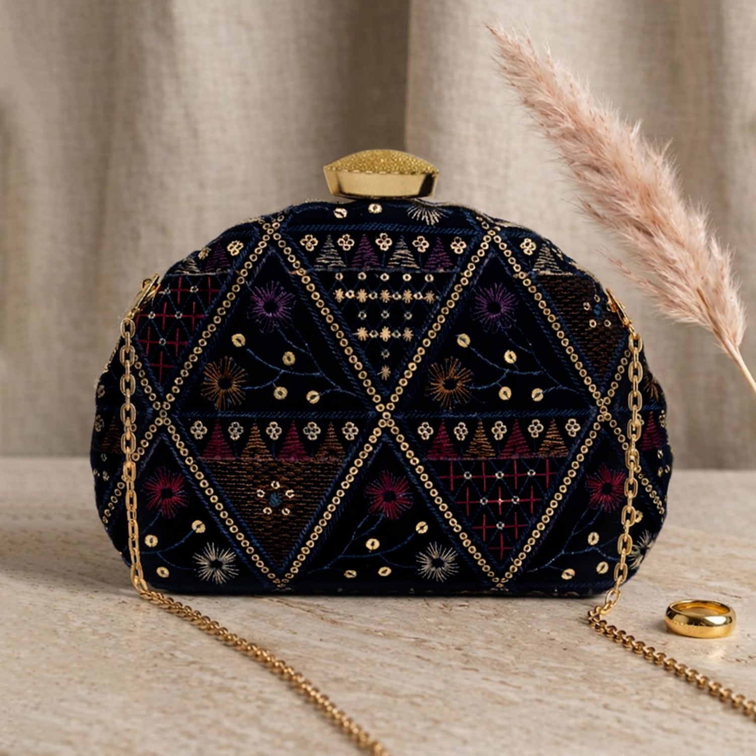 Artklim Black Geometric Embroidered Clutch