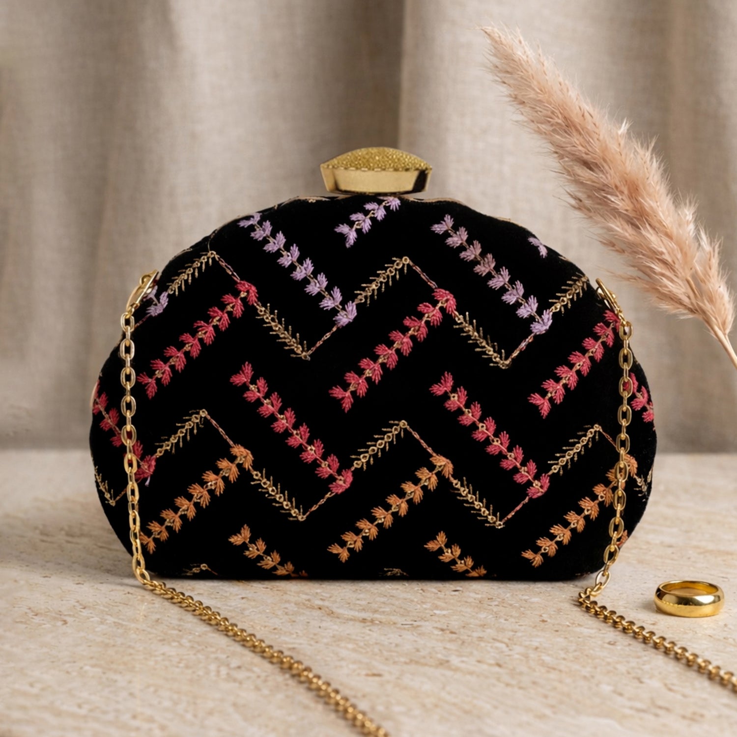 Artklim Black Zigzag Embroidered Clutch