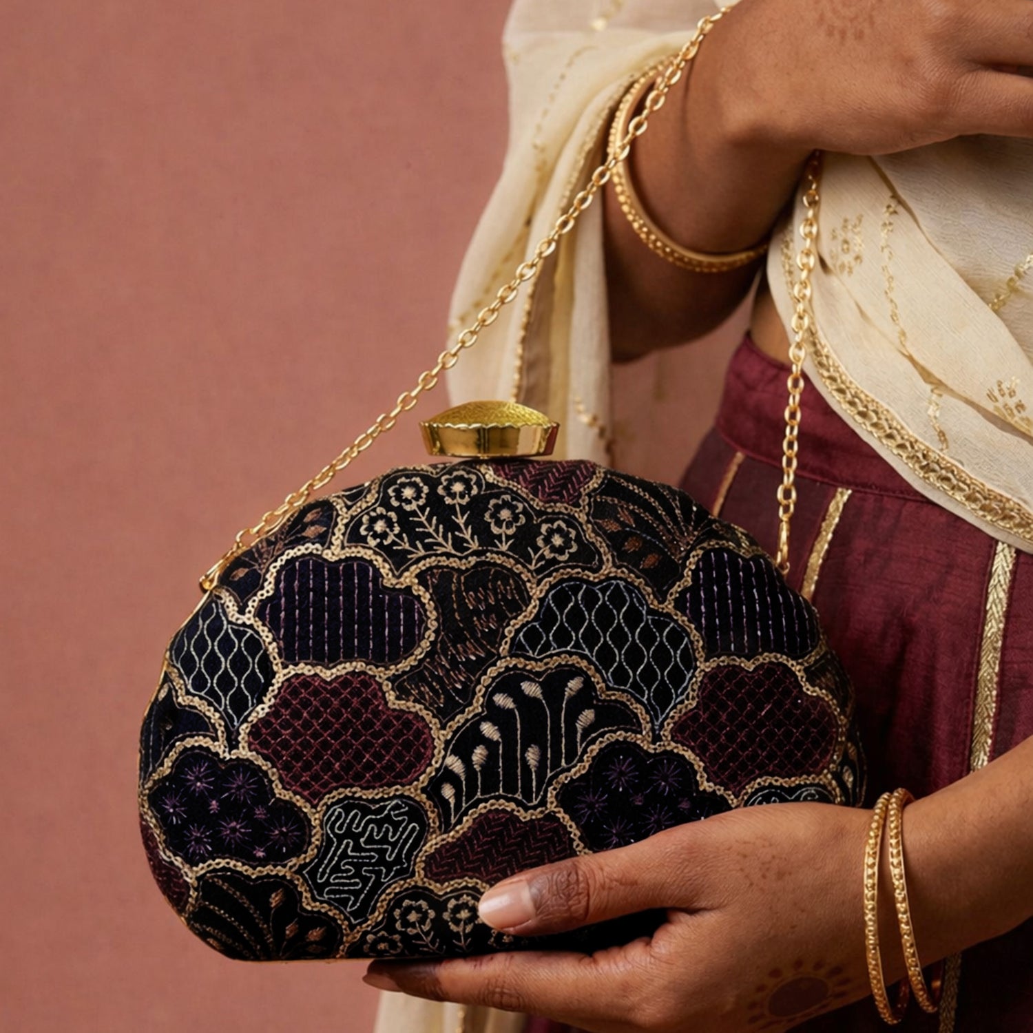 Artklim Black Patchwork Embroidered Clutch