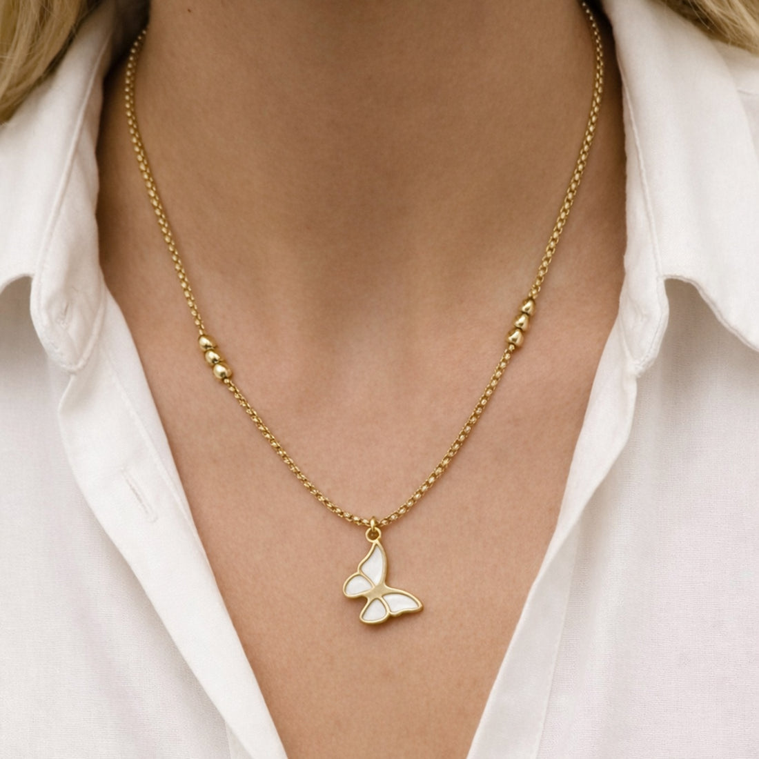 Artklim Gold-Plated Delicate Butterfly Charm Anti-Tarnish Pendant Necklace