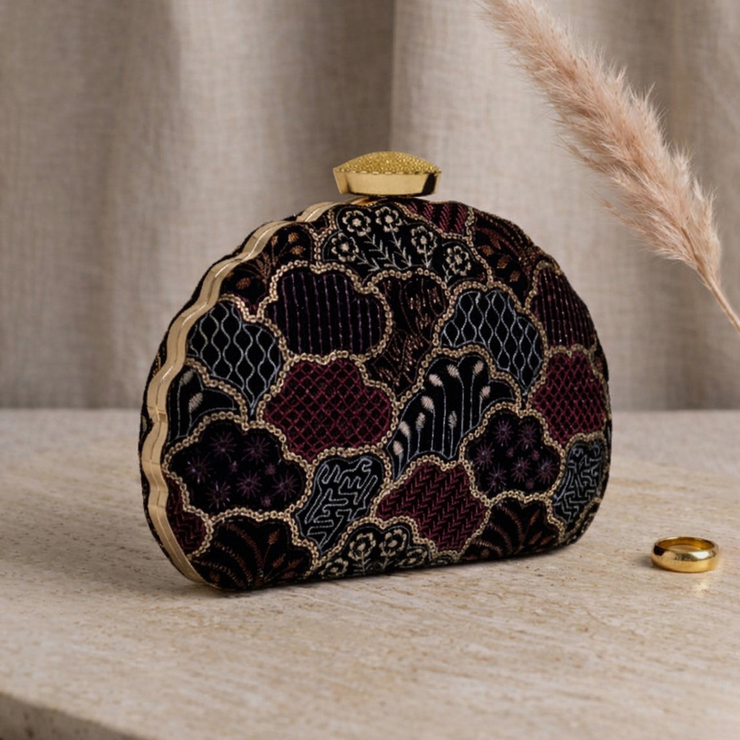 Artklim Black Patchwork Embroidered Clutch