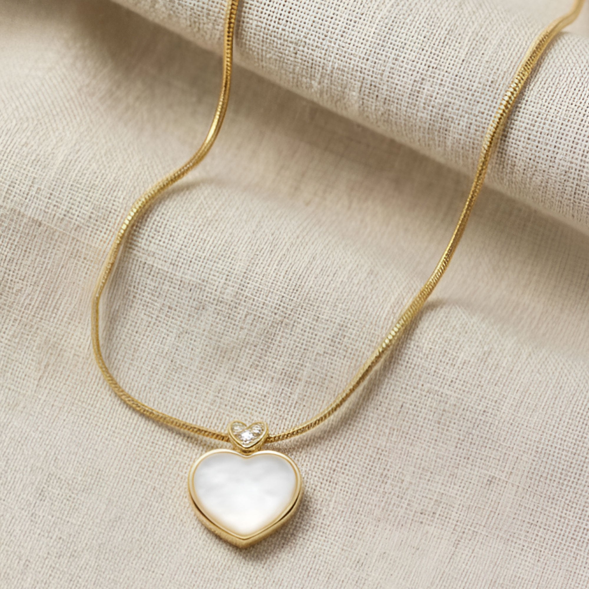 Artklim Gold Plated Heart Pearl Gold Pendant Necklace