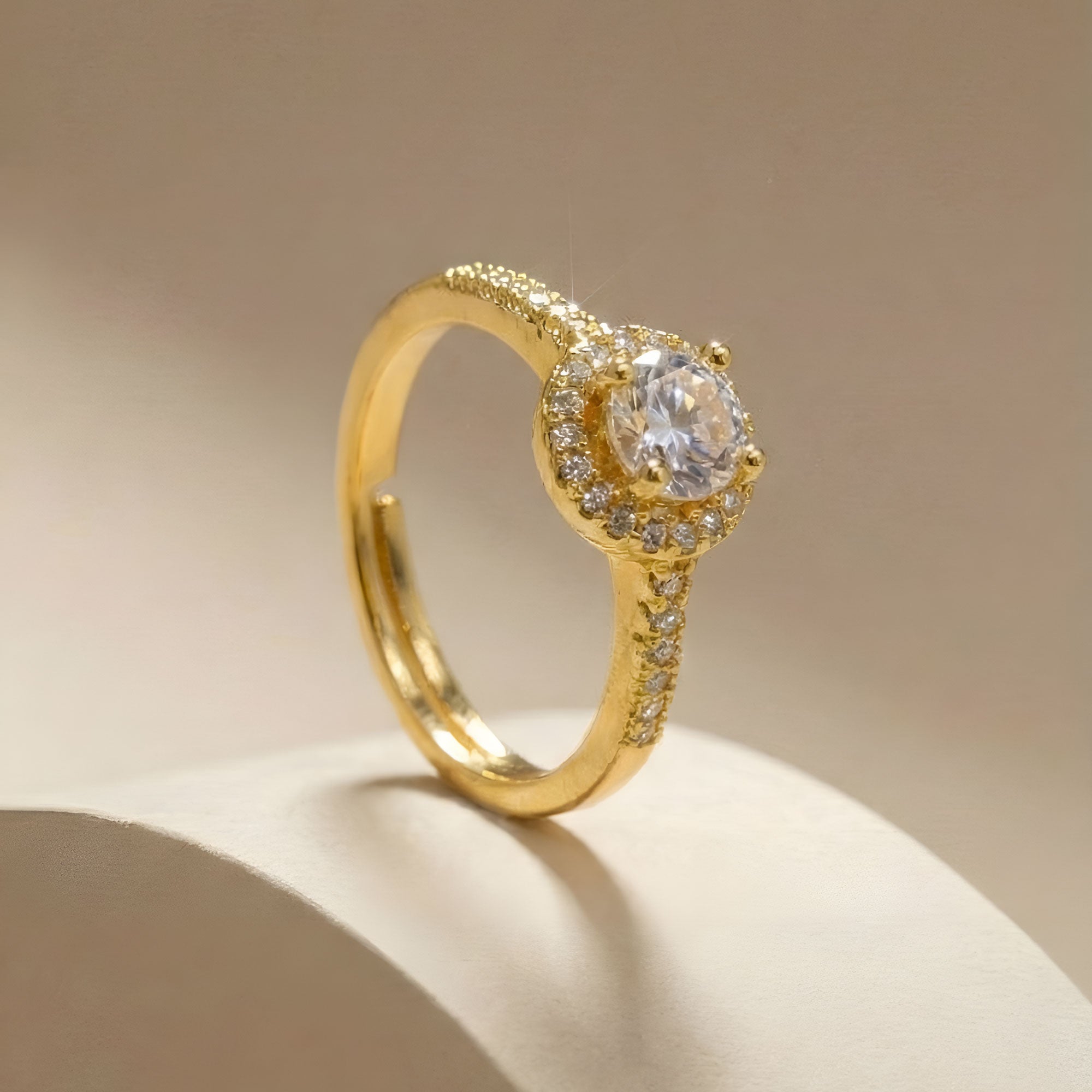 Artklim Gold-Plated Eternal Shine Halo Crystal Anti-Tarnish Ring