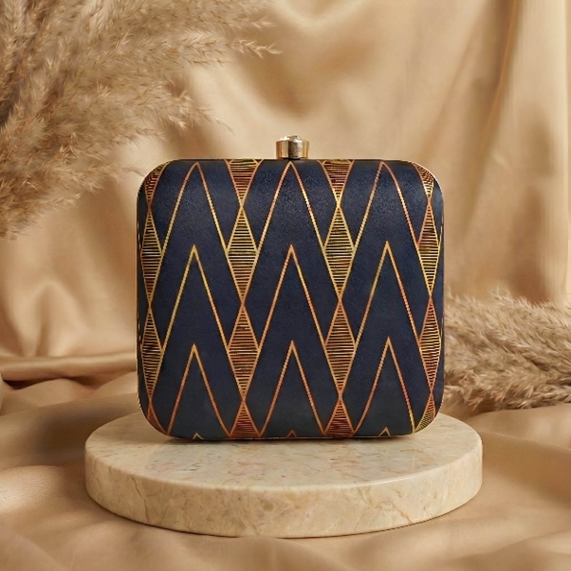 Artklim Black Gold Geometric Pattern Clutch