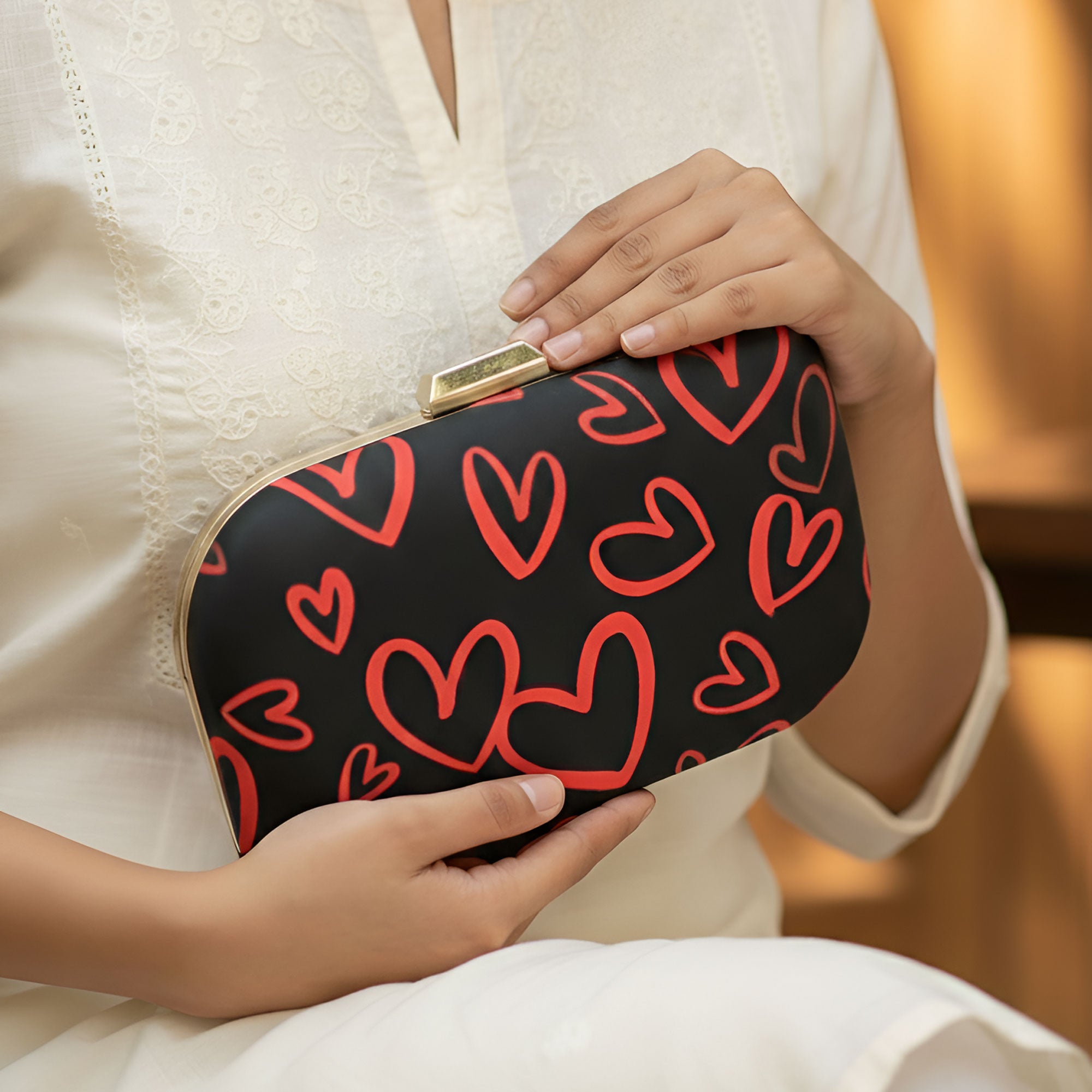 Artklim Elegant Black & Red Heart Printed Clutch