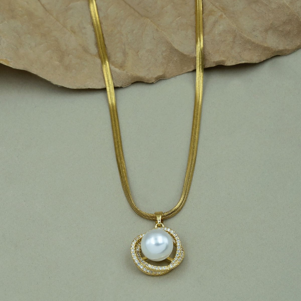 Artklim Gold Plated White Pearl Pendant Necklace