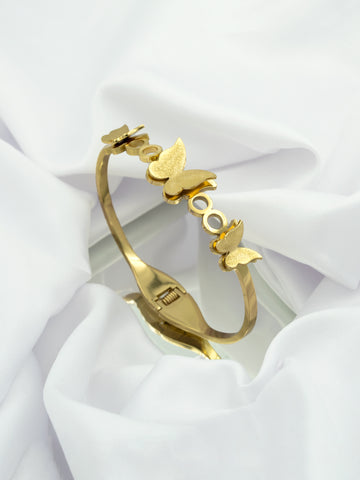 Artklim Gold Plated Butterfly Anti Tarnish Charm Bracelet