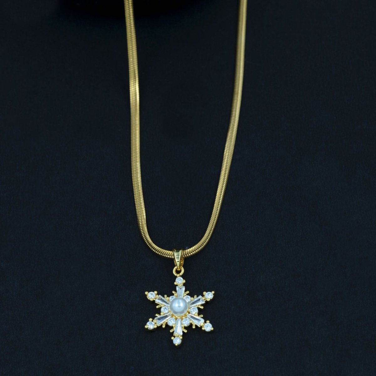 Artklim Gold Plated Snowflake Pendant Necklace