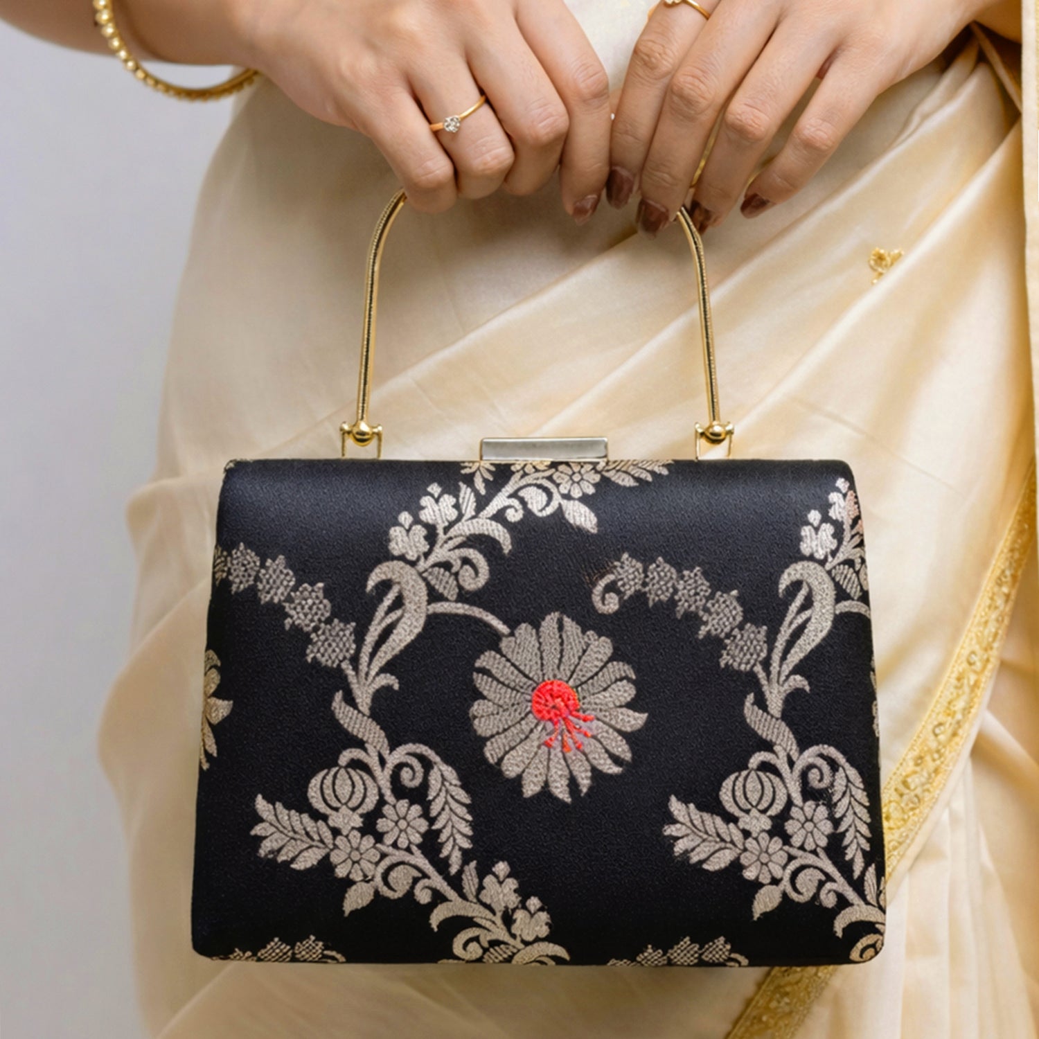 Artklim Black Based Silver Floral Pattern Brocade Fabric Clutch