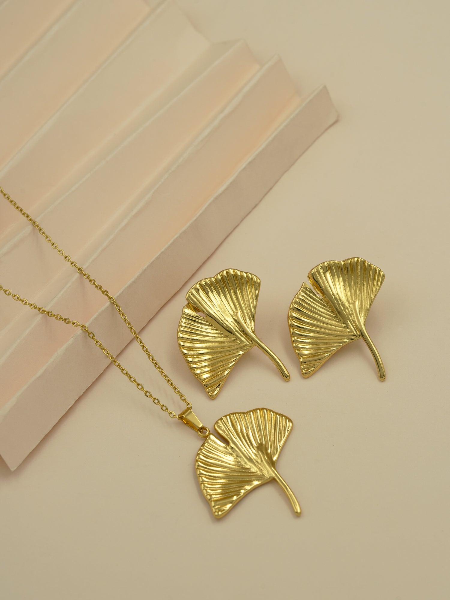 Artklim Golden Ginkgo Leaf Anti Tarnish Jewelry Set