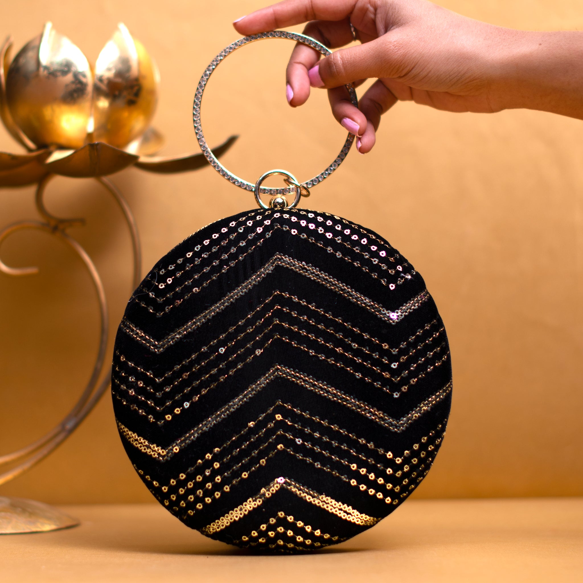 Black And Silver Sequins Embroidery Round Clutch