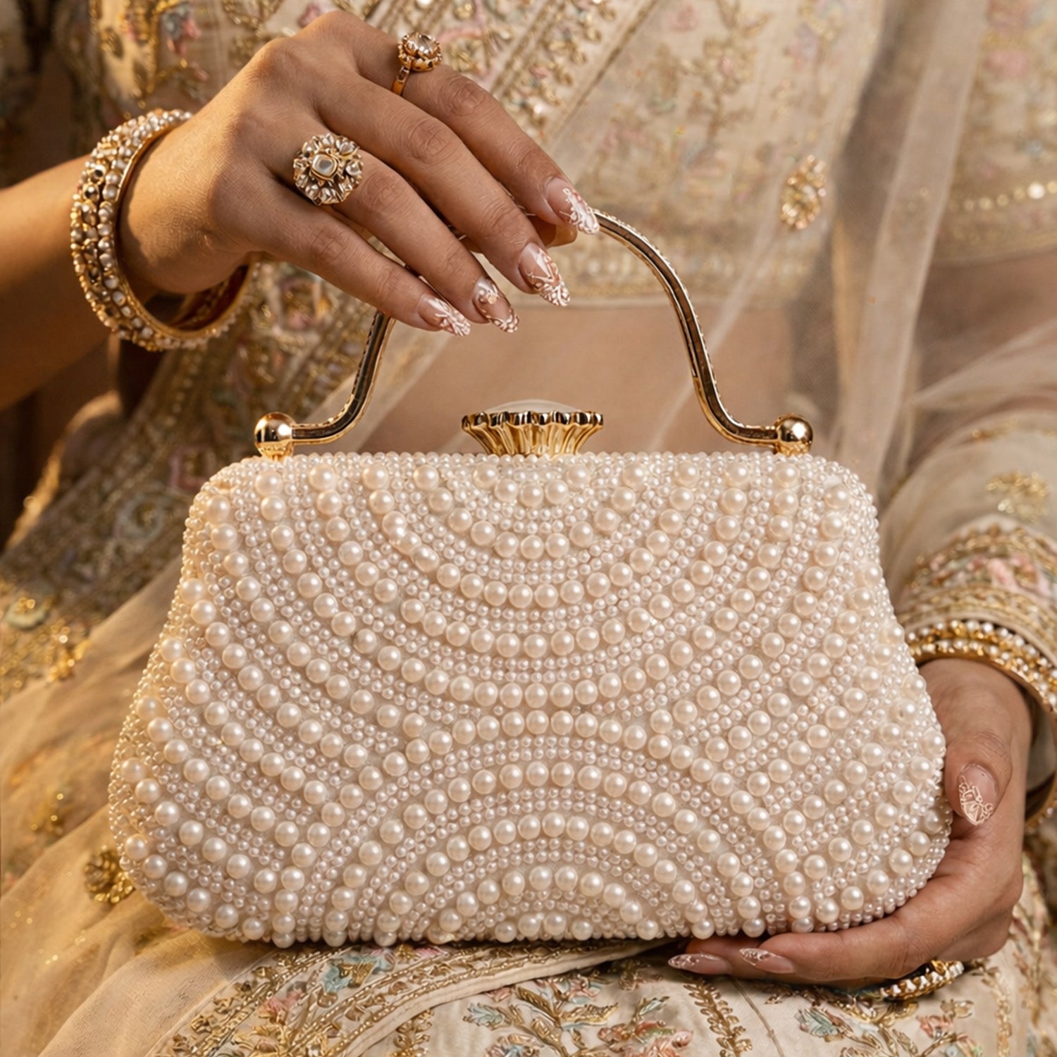 White Pearl Beaded Party Clutch
