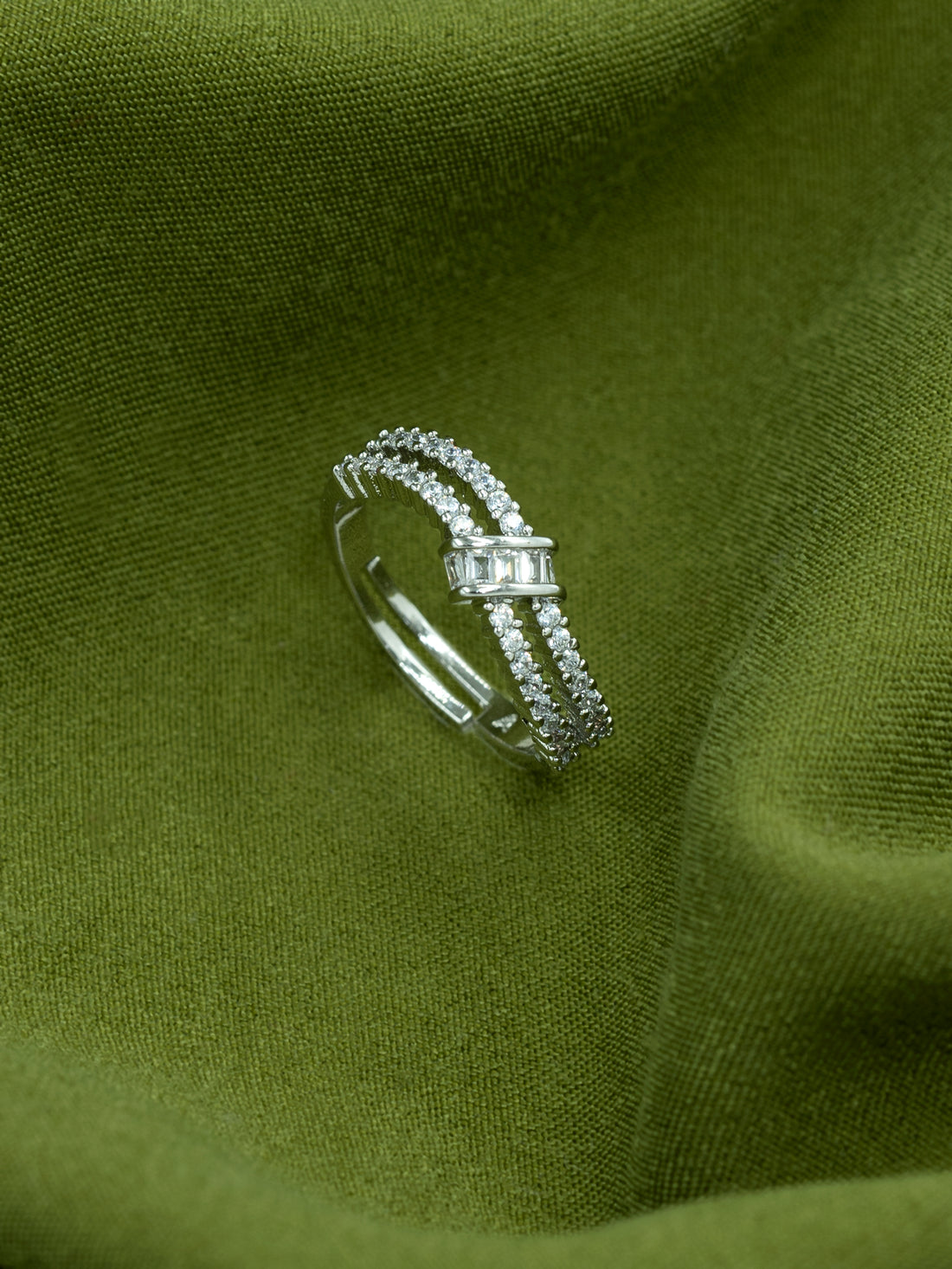 Artklim Sliver- Tone Eternal Grace Anti-Tarnish Ring