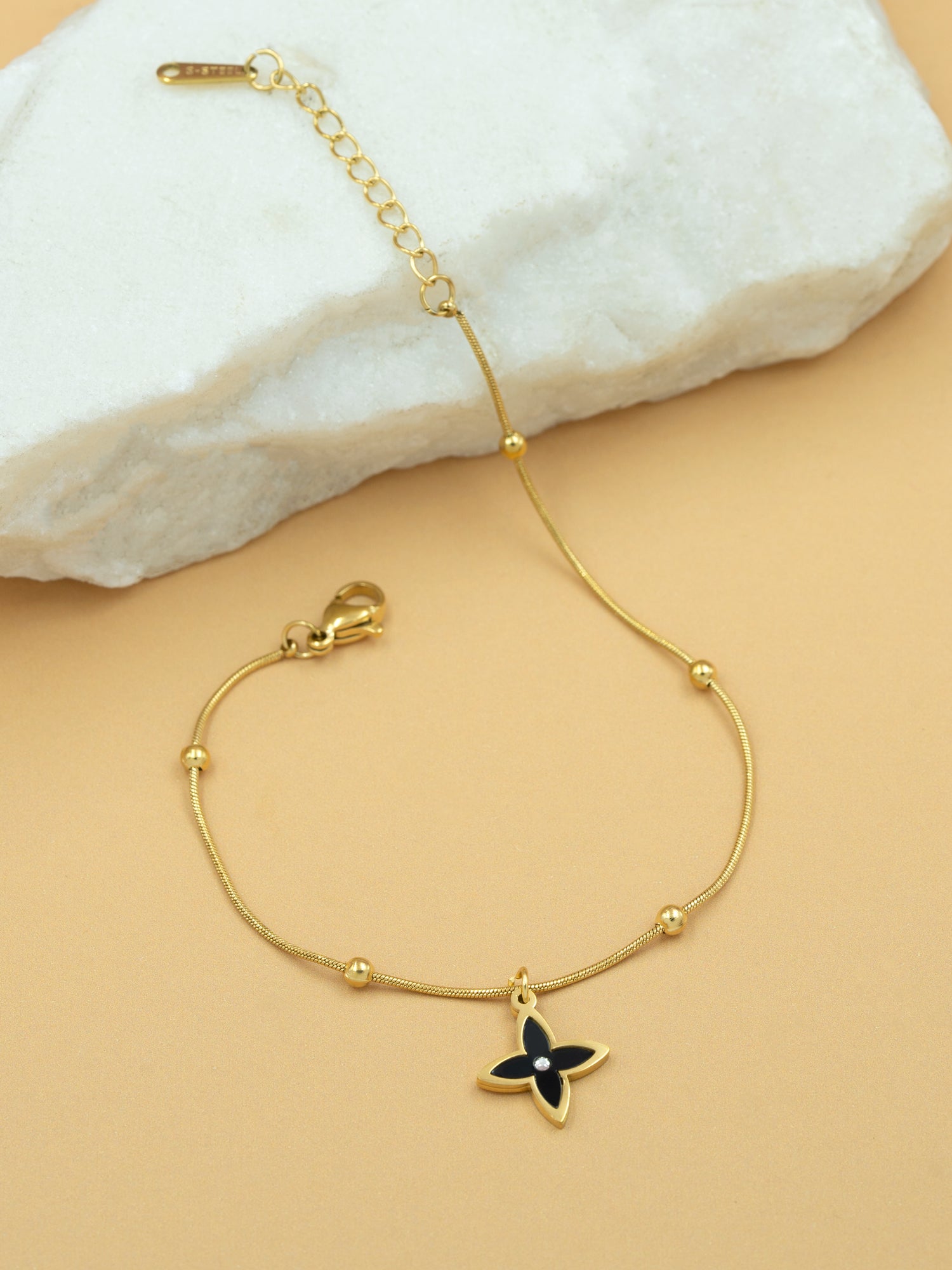 Artklim Gold Plated Anti Tarnish Black Clover Charm Bracelet