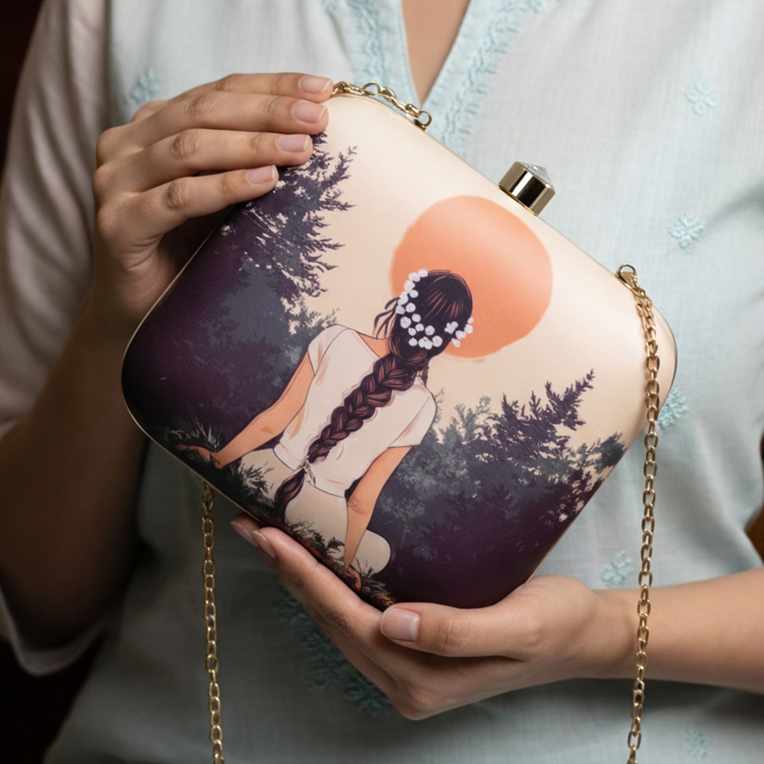 Artklim Beige Based Girl Portrait Printed Clutch