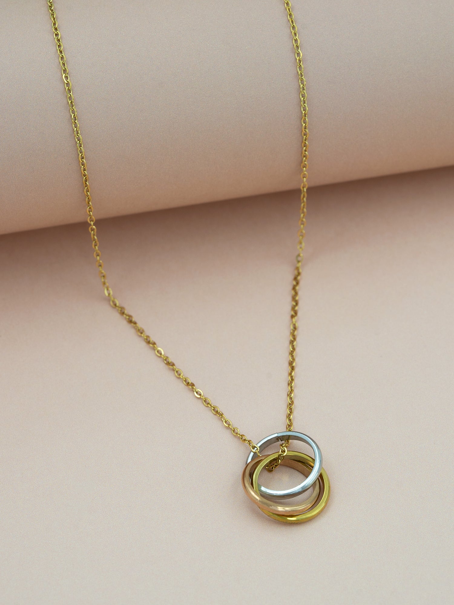 Artklim Eternal Harmony Interlock Necklace