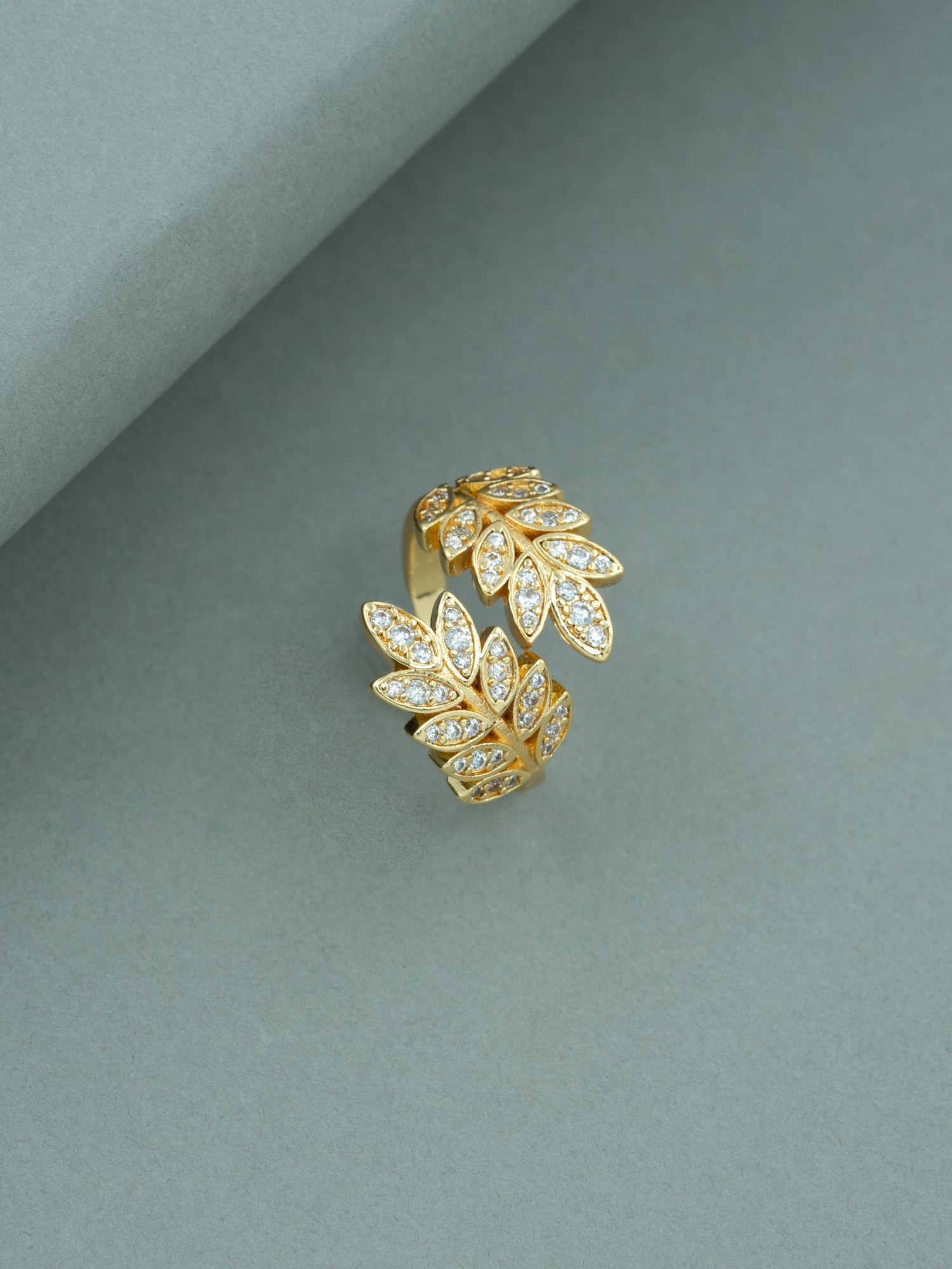 Artklim Gold-Plated Petite Leaf Anti-Tarnish Ring