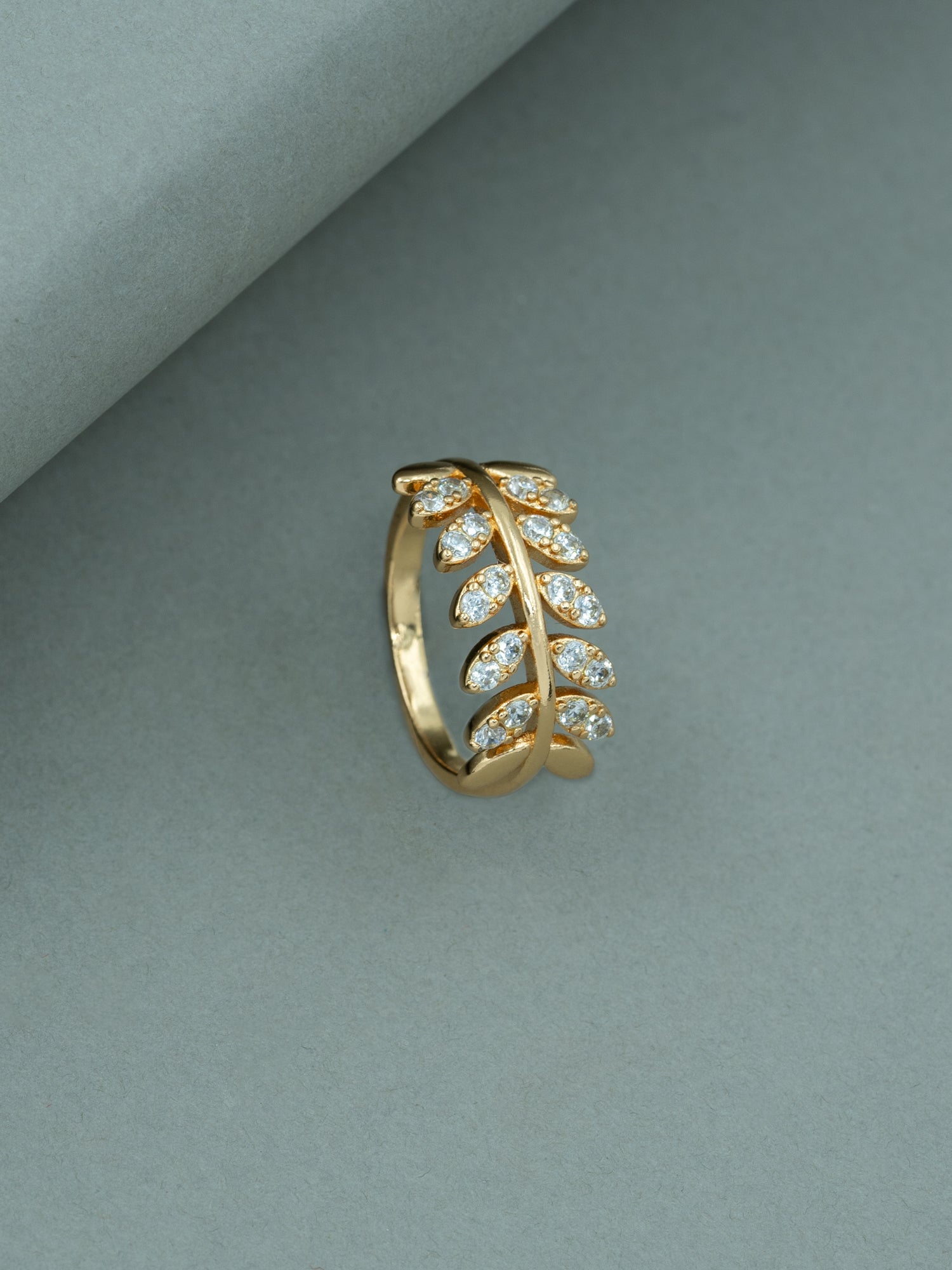 Artklim Gold-Plated Petite Leaf Anti-Tarnish Ring