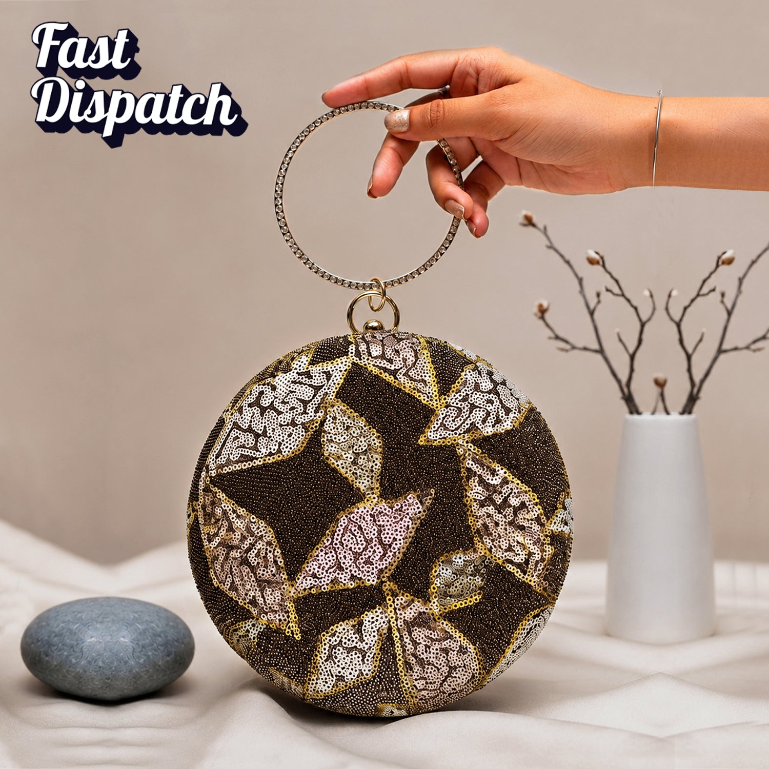 Artklim Luxury Black Floral Embroidered Clutch