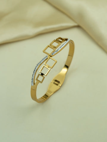 Artklim Gold Plated Geometry Design Anti Tarnish Bracelet