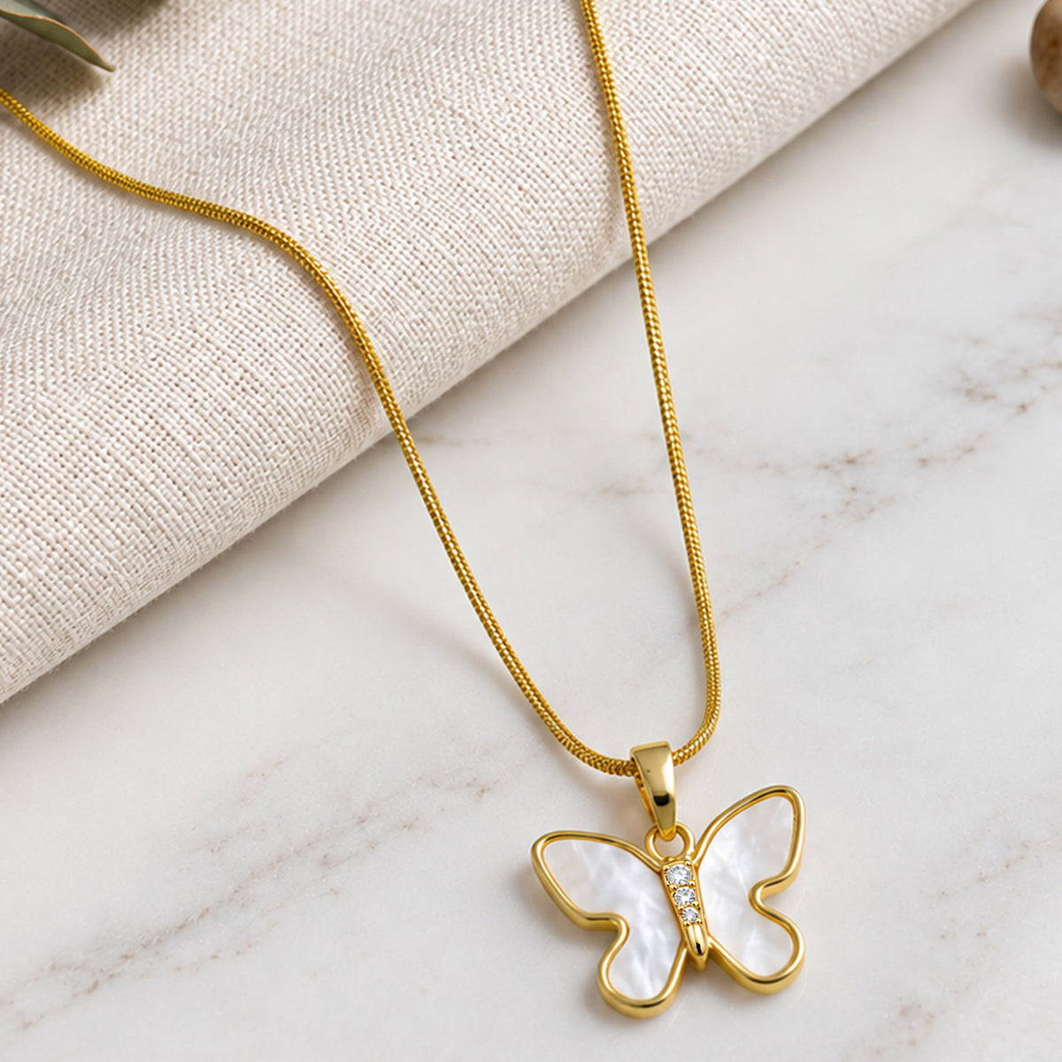 Artklim Elegant Butterfly Crystal Pendant Anti-Tarnish Pendant Necklace