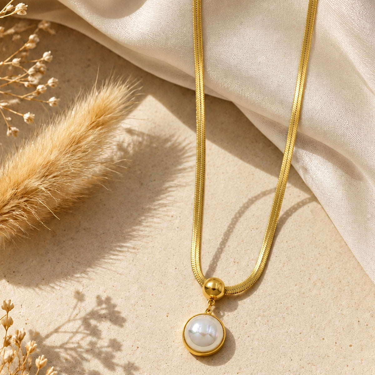 Artklim Pearl Drop Gold Pendant Anti-Tarnish Pendant Necklace