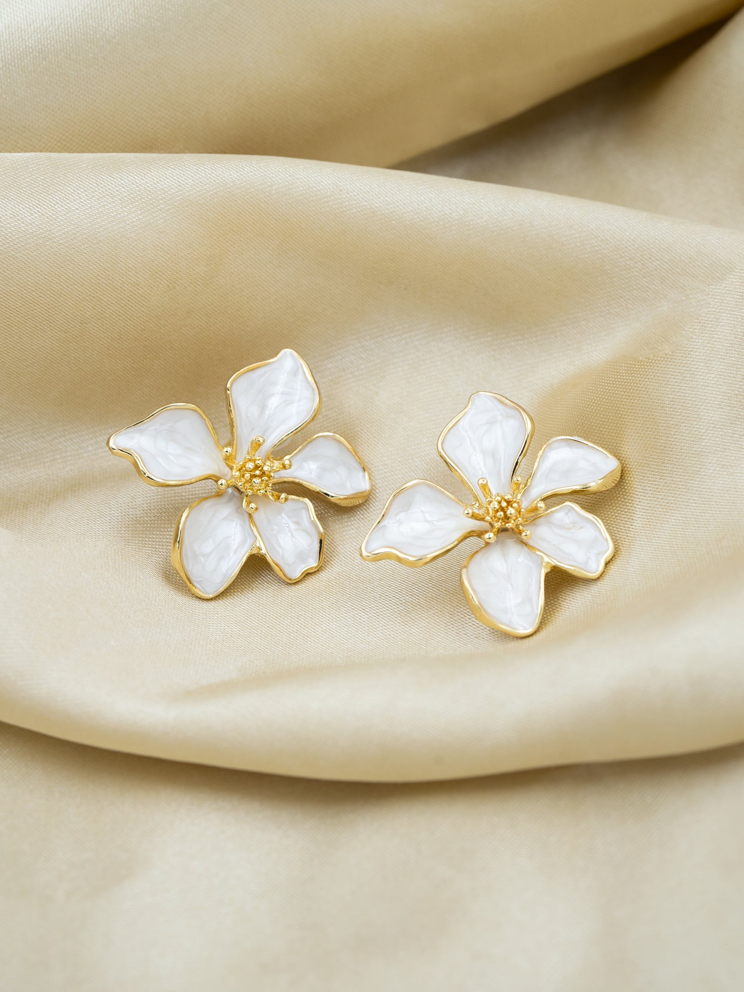 Artklim White Orchid Anti Tarnish Earrings