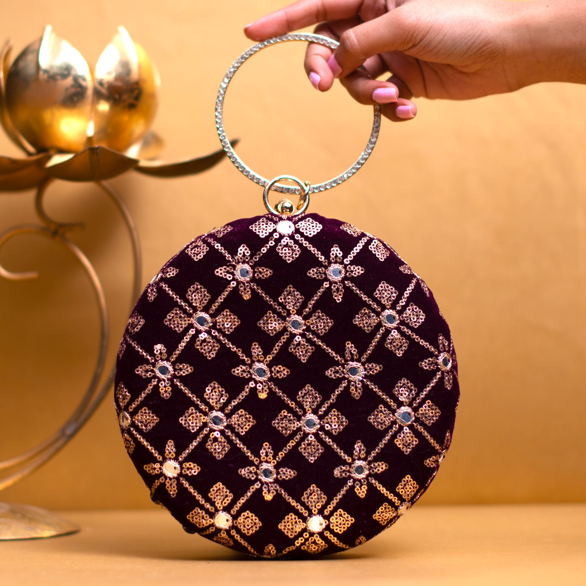 Wine Floral Sequins Round Clutch