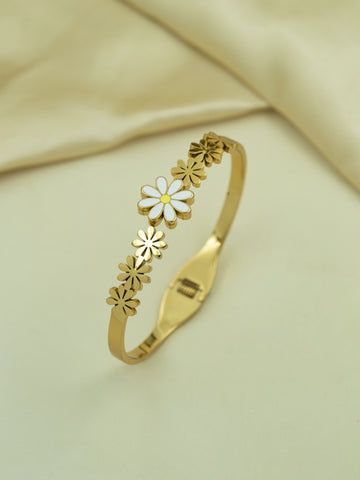 Artklim Gold Plated Daisy Bloom Anti Tarnish Bracelet