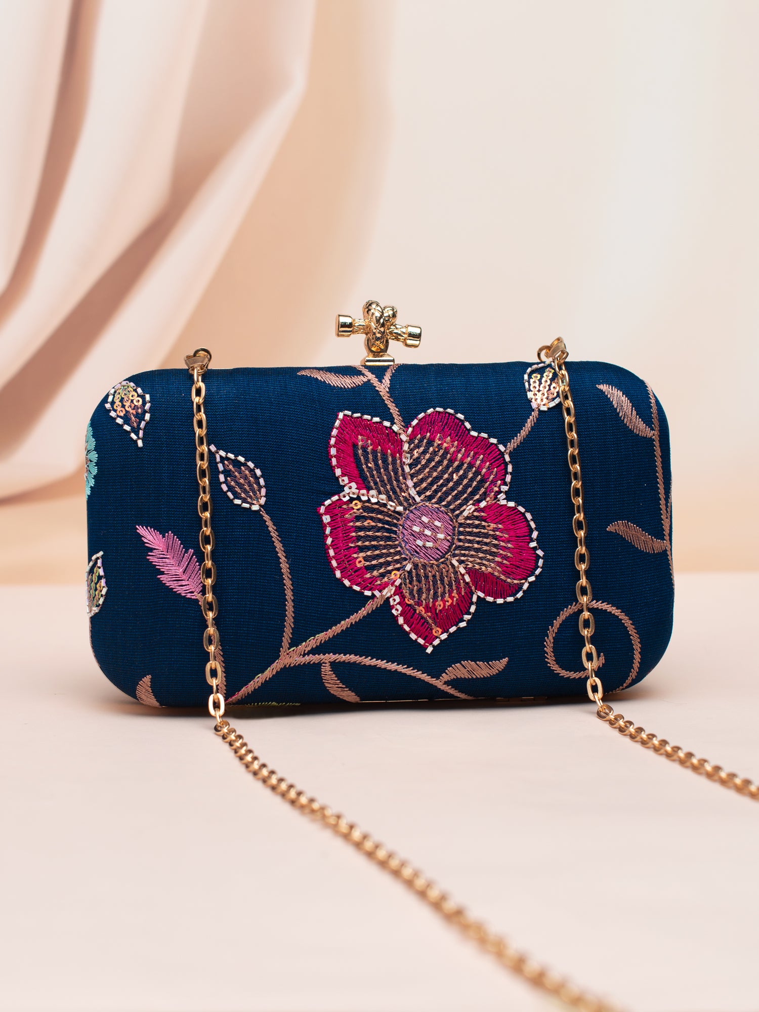 Artklim Midnight Bloom Clutch