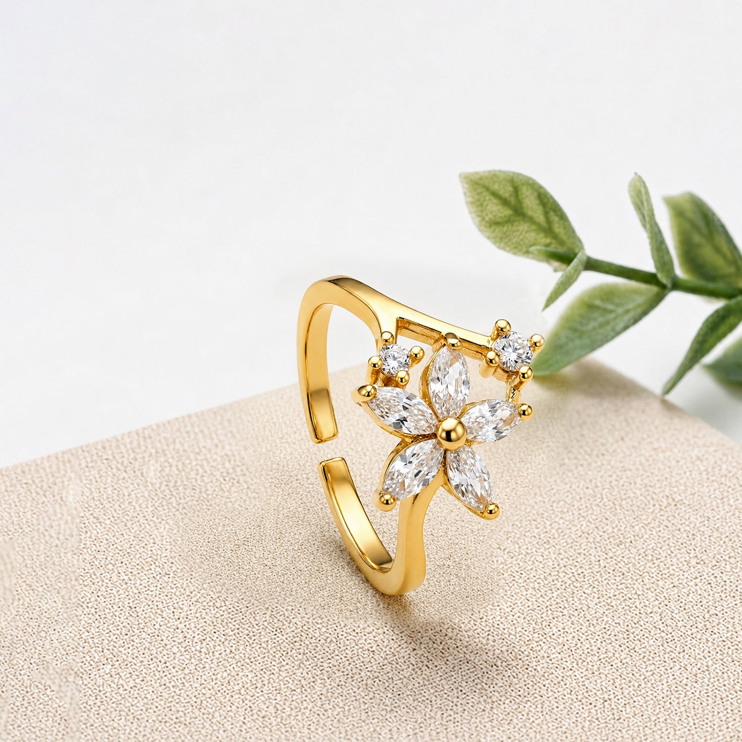 Artklim Classic Floral Spark Gold Anti-Tarnish Ring
