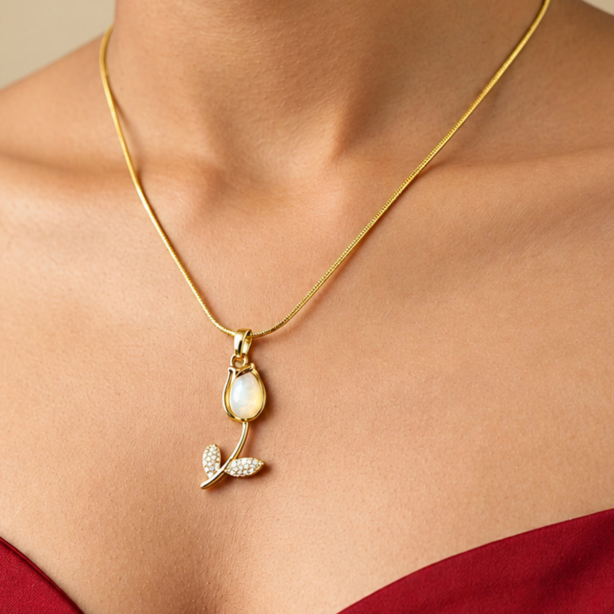 Artklim Elegant Teardrop Floral Crystal Cut Anti-Tarnish Pendant Necklace
