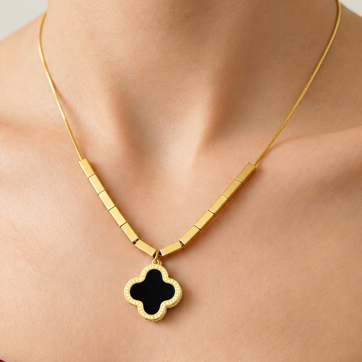 Artklim Black Clover Charm Geometric Gold Anti-Tarnish Pendant Necklace