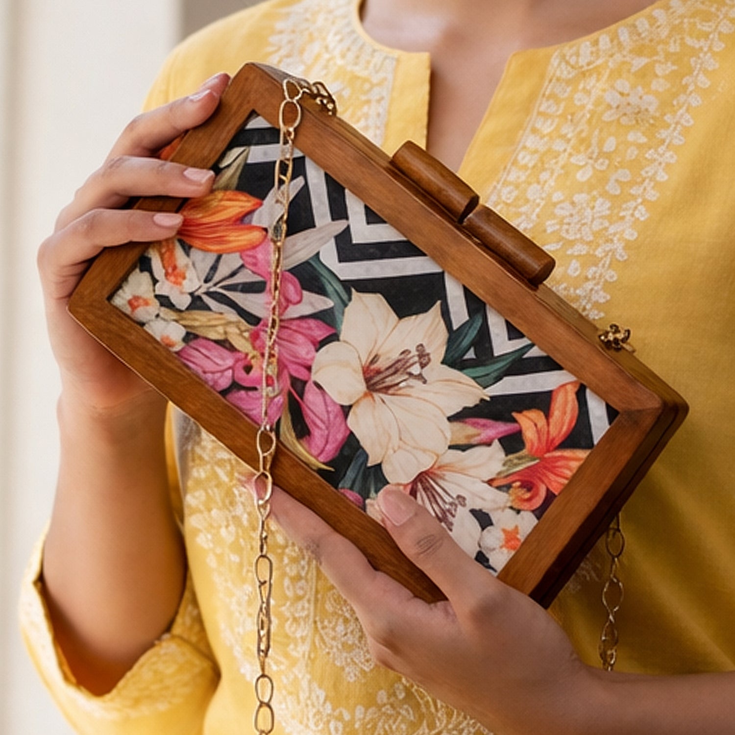 Artklim White Floral Wooden Printed Clutch