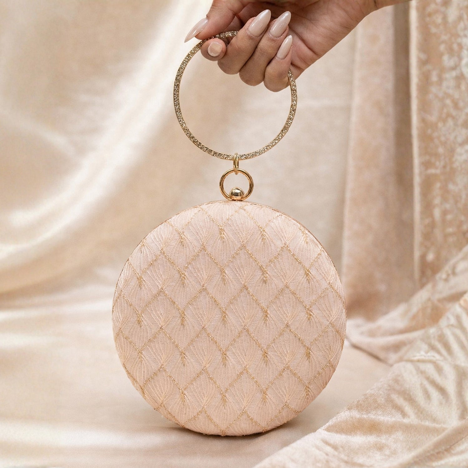 Artklim Ivory Based Minimal Embroidery Clutch