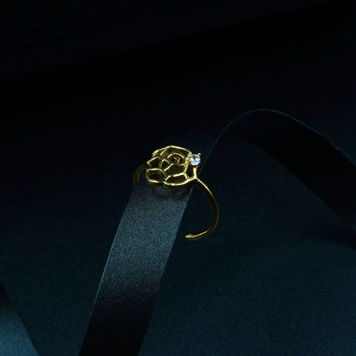 Artklim Gold Plated Rose Designer Adjustable Ring
