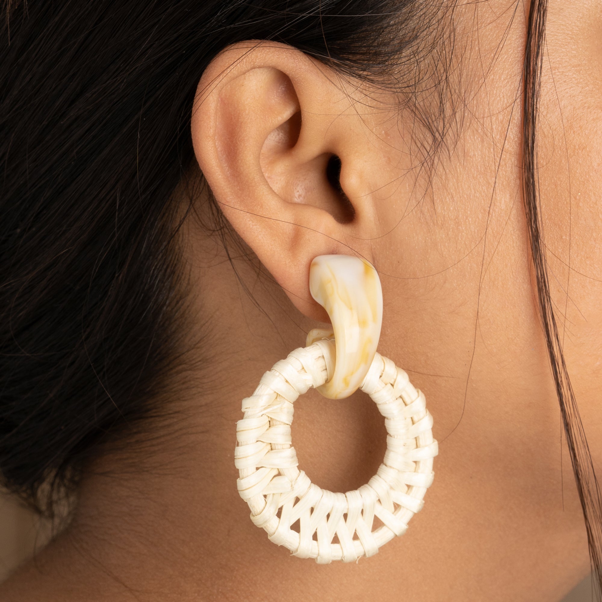 Artklim White Woven Hoop Earrings