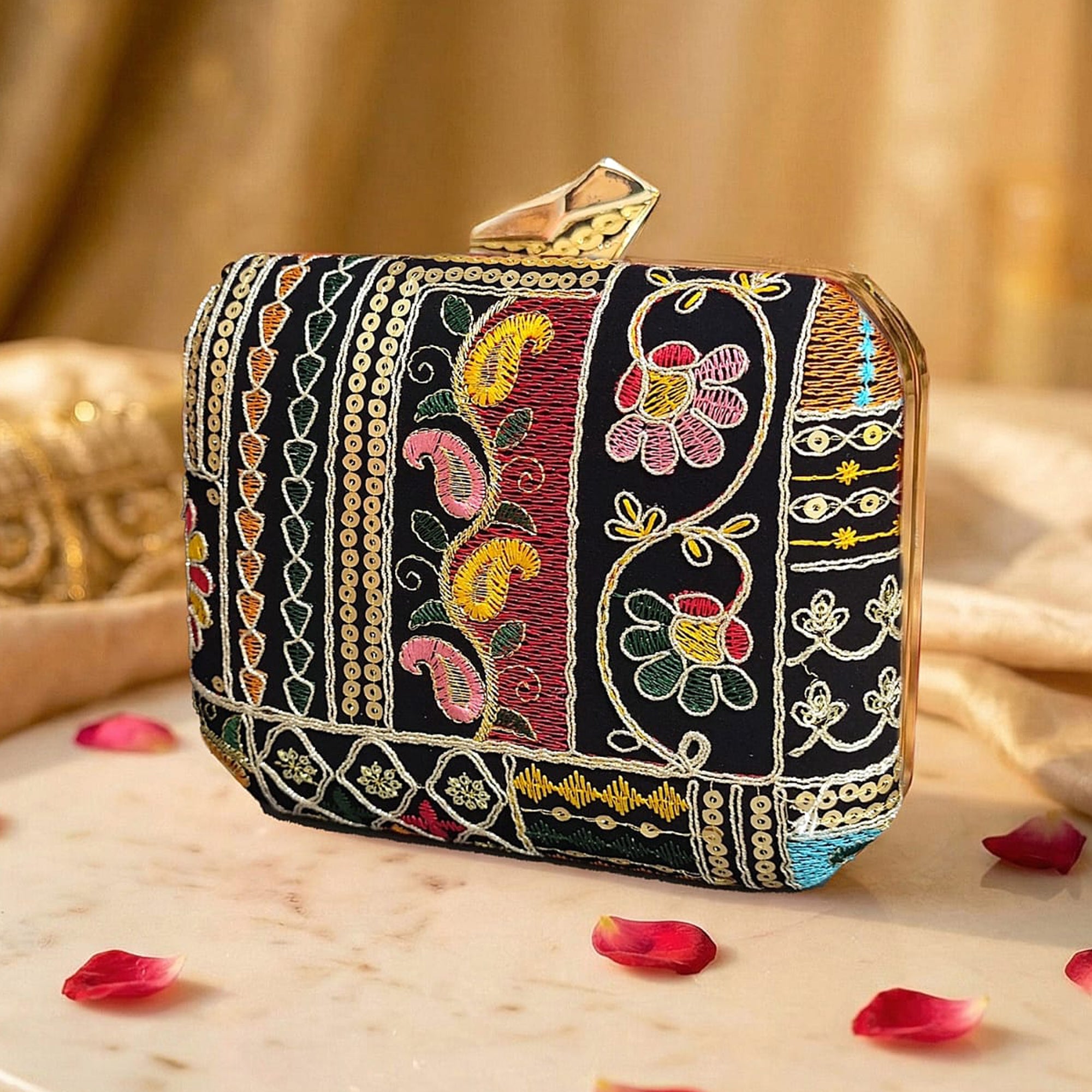 Artklim Black Multicolor Floral Embroidered Clutch